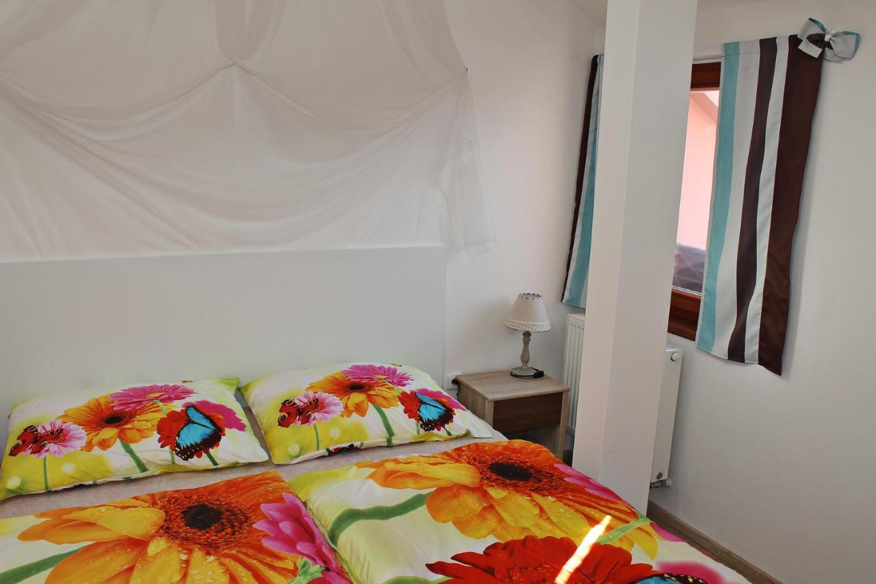 Attic With Parking, Near The Center Of Cb - 110M2 Διαμέρισμα Τσέσκε Μπουντεγιόβιτσε Εξωτερικό φωτογραφία